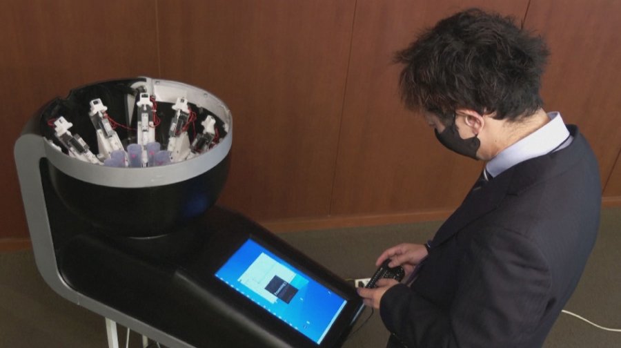 Придется поработать языком: ученый создал прототип телевизора, передающего вкус еды