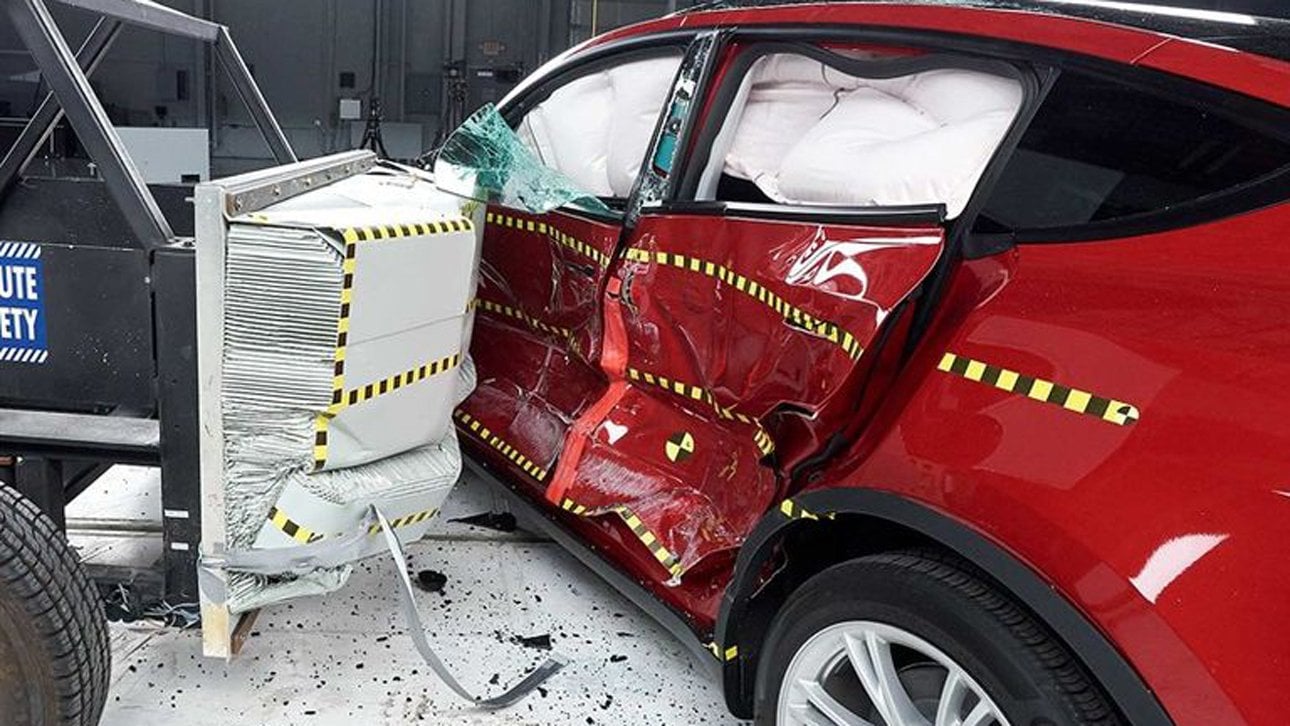 The safest car of the outgoing year became known