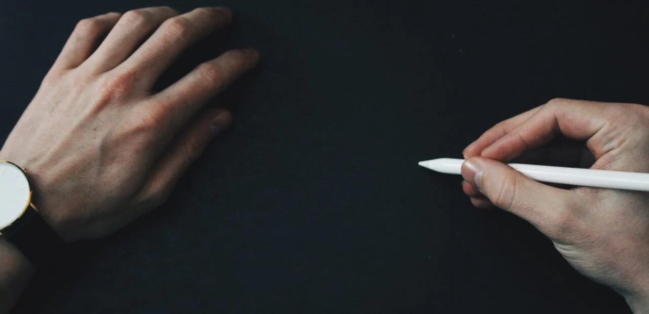 В Китае изобрели ручку, способную писать в воздухе