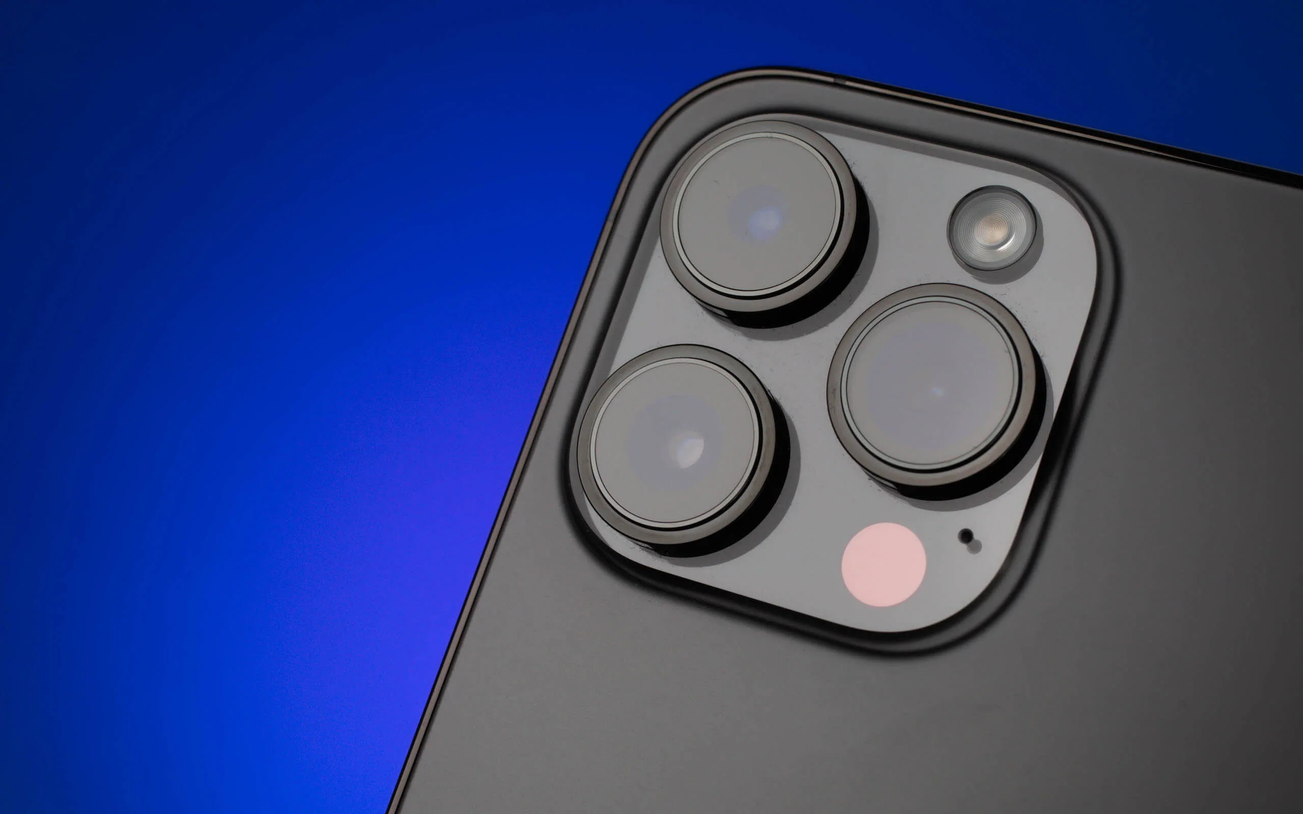 Специалисты из DxOMark проверили камеры iPhone 14 Pro Max. Результаты хорошие, но не самые выдающиеся