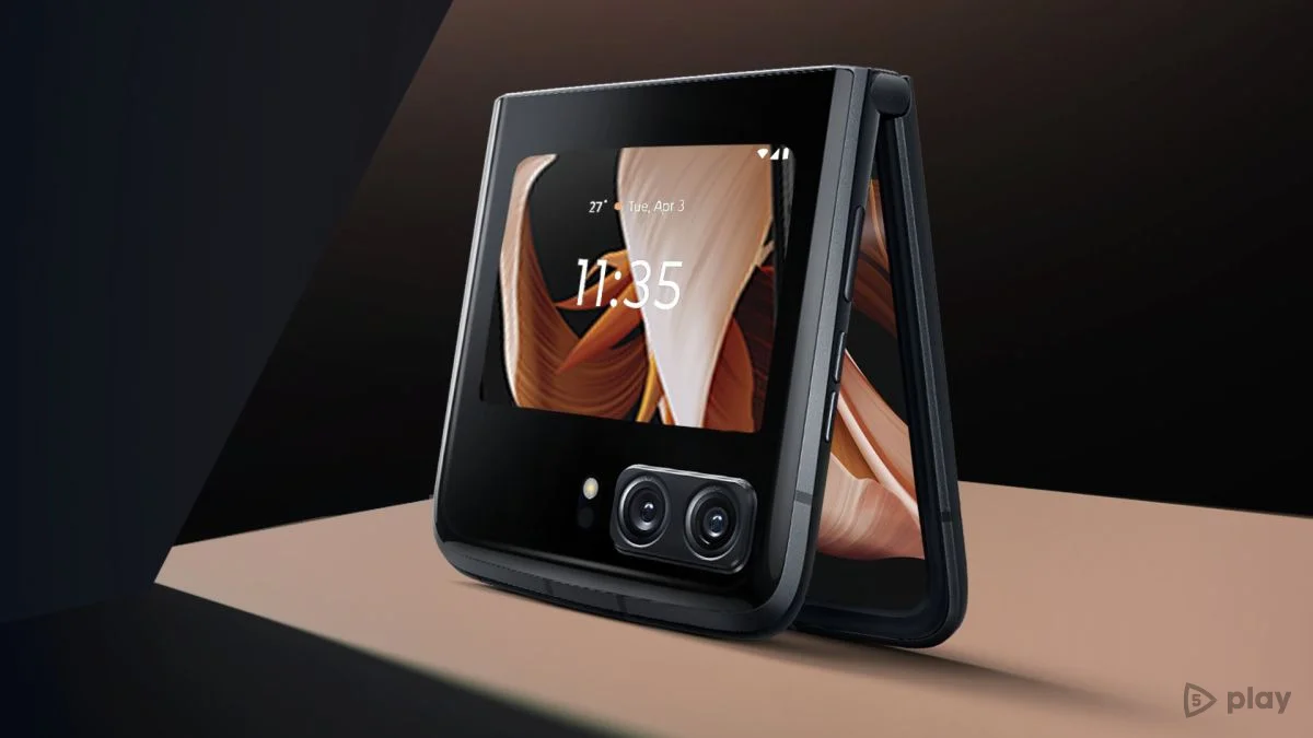 Инсайдер раскрыл дизайн Motorola RAZR (2023)