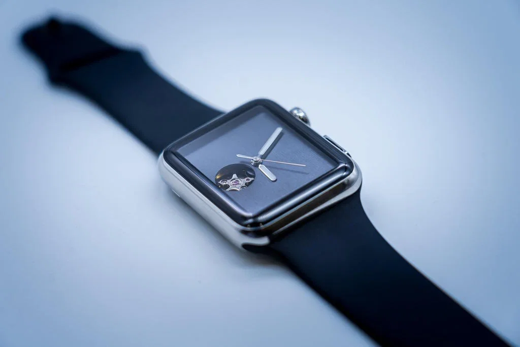 Enthusiast built an Apple Watch that doesn't require charging at all