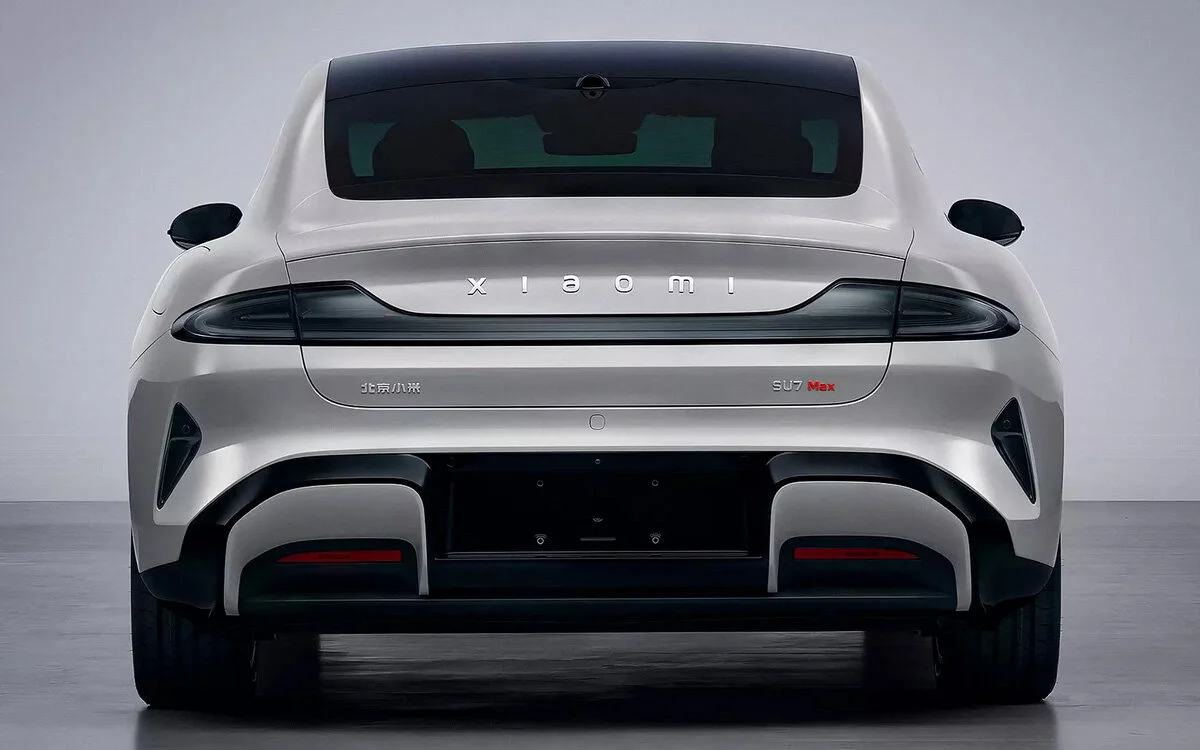 Xiaomi SU7 продемонстрировал свои скоростные характеристики на дороге