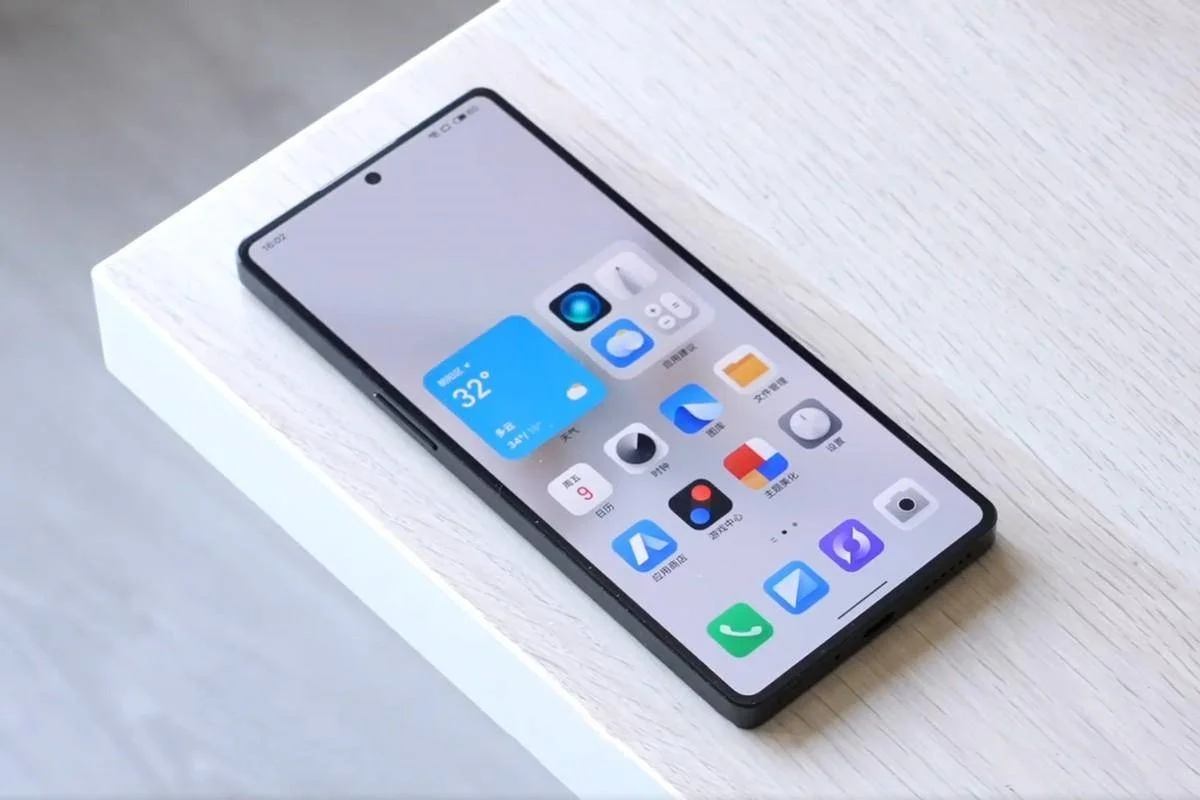 The first “live” photo of the latest smartphone from the Meizu brand has appeared