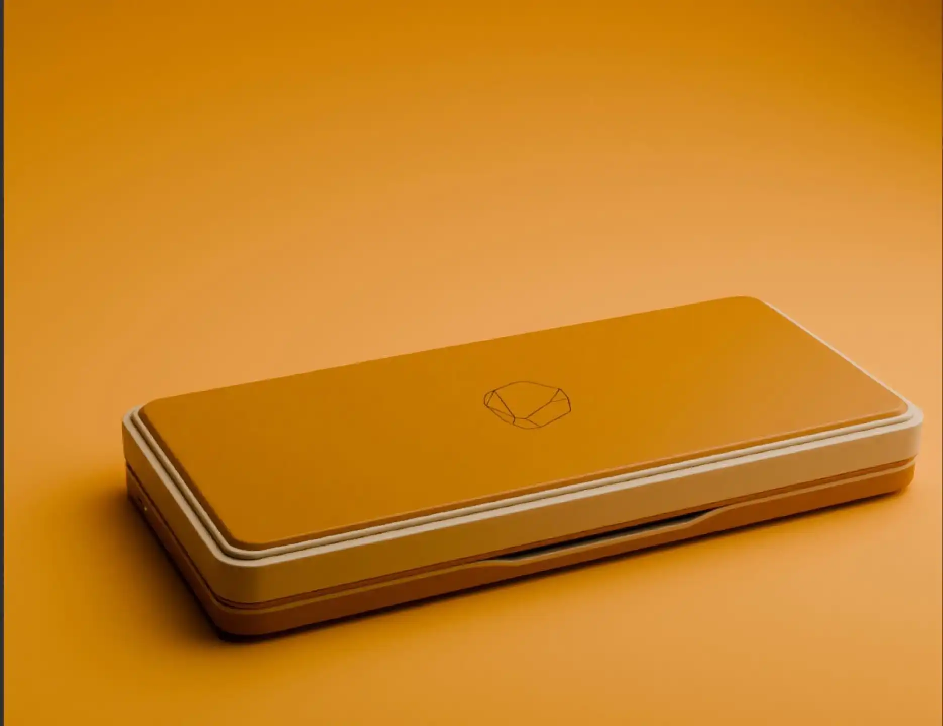 Чехол-трансформер превращает iPhone в ретро-машинку для печати