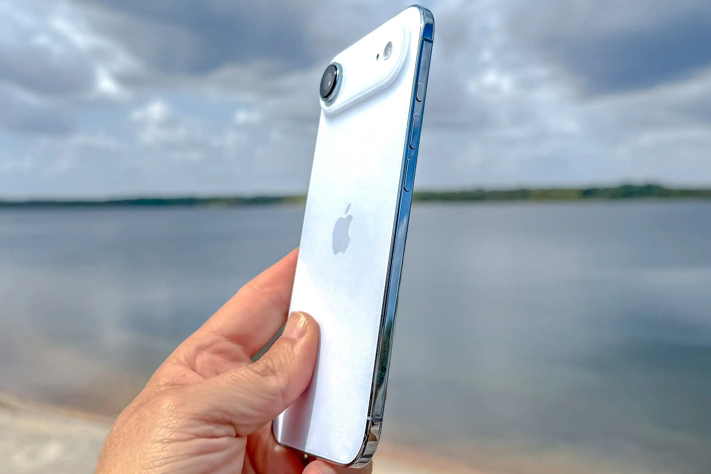 Слух: Apple может закрыть линейку iPhone Air после провальных продаж первой модели