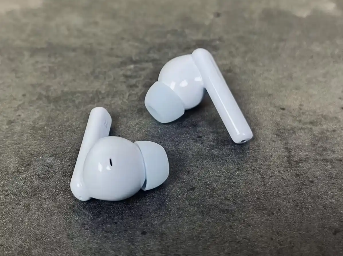 Honor has unveiled TWS headphones that effectively replace a smartphone