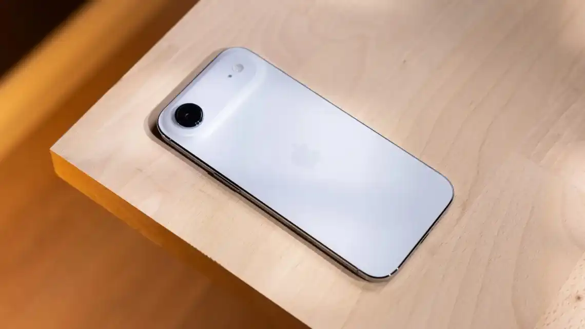 Инсайд: iPhone Air 2 получит заметный прирост автономности и обновлённую камеру